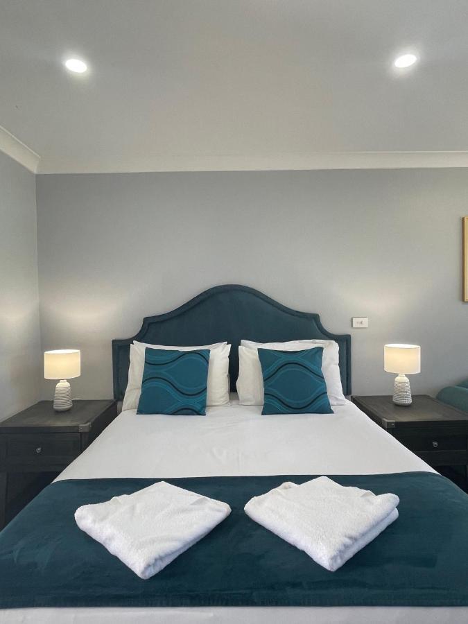 Town & Country Motor Inn Forbes Buitenkant foto