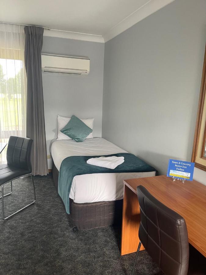 Town & Country Motor Inn Forbes Buitenkant foto