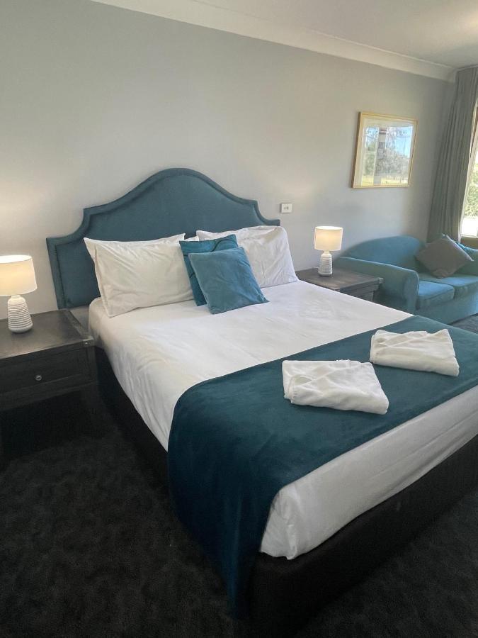 Town & Country Motor Inn Forbes Buitenkant foto