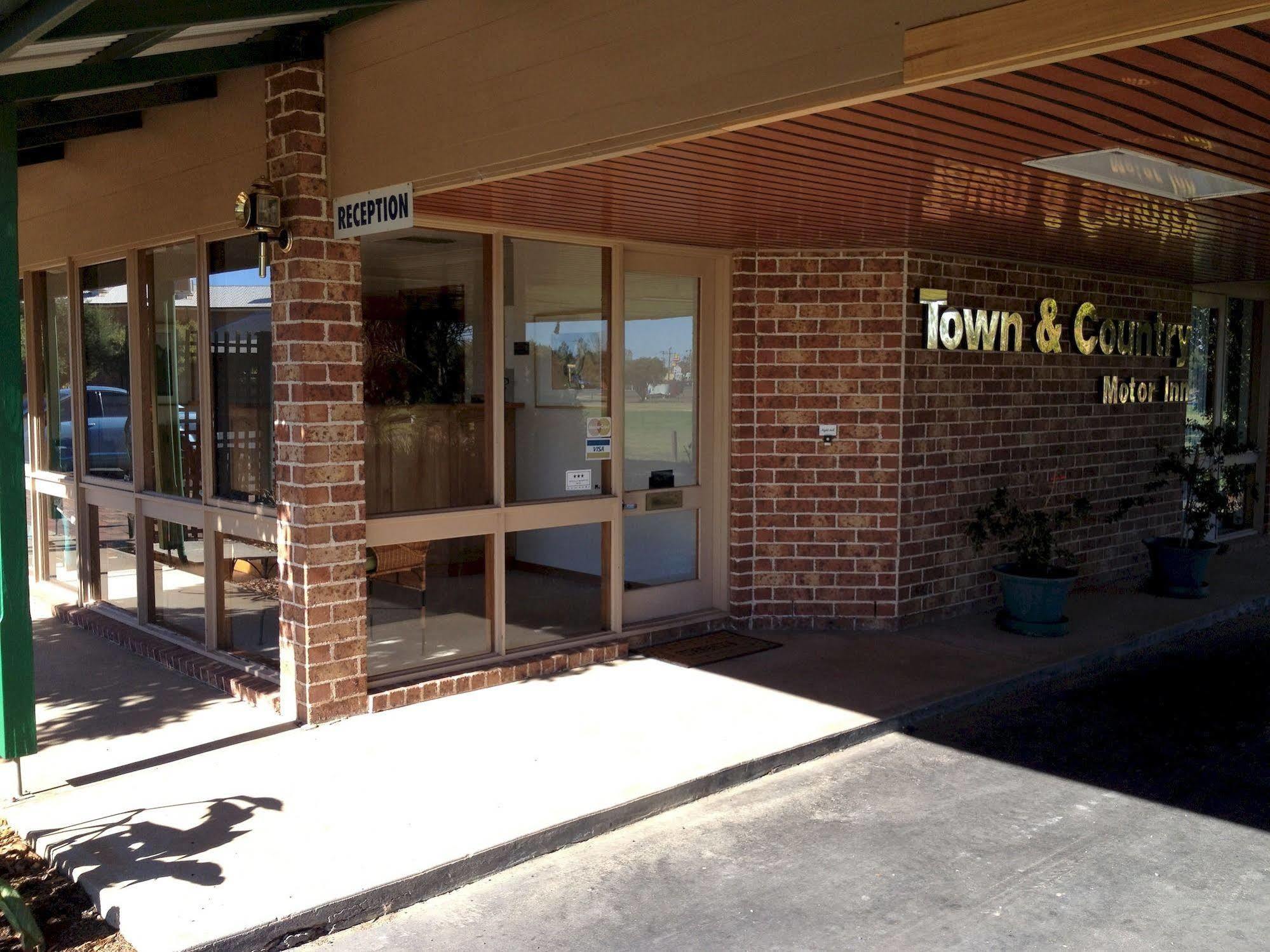 Town & Country Motor Inn Forbes Buitenkant foto