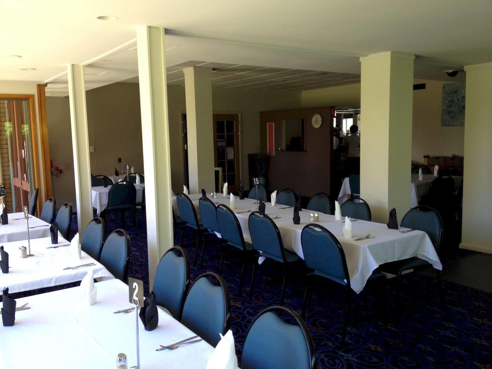 Town & Country Motor Inn Forbes Buitenkant foto